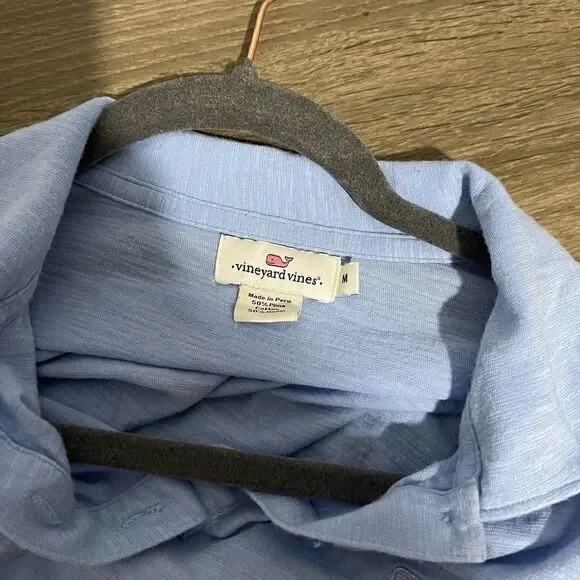 Vineyard vines top M light blue - Picture 2 of 6